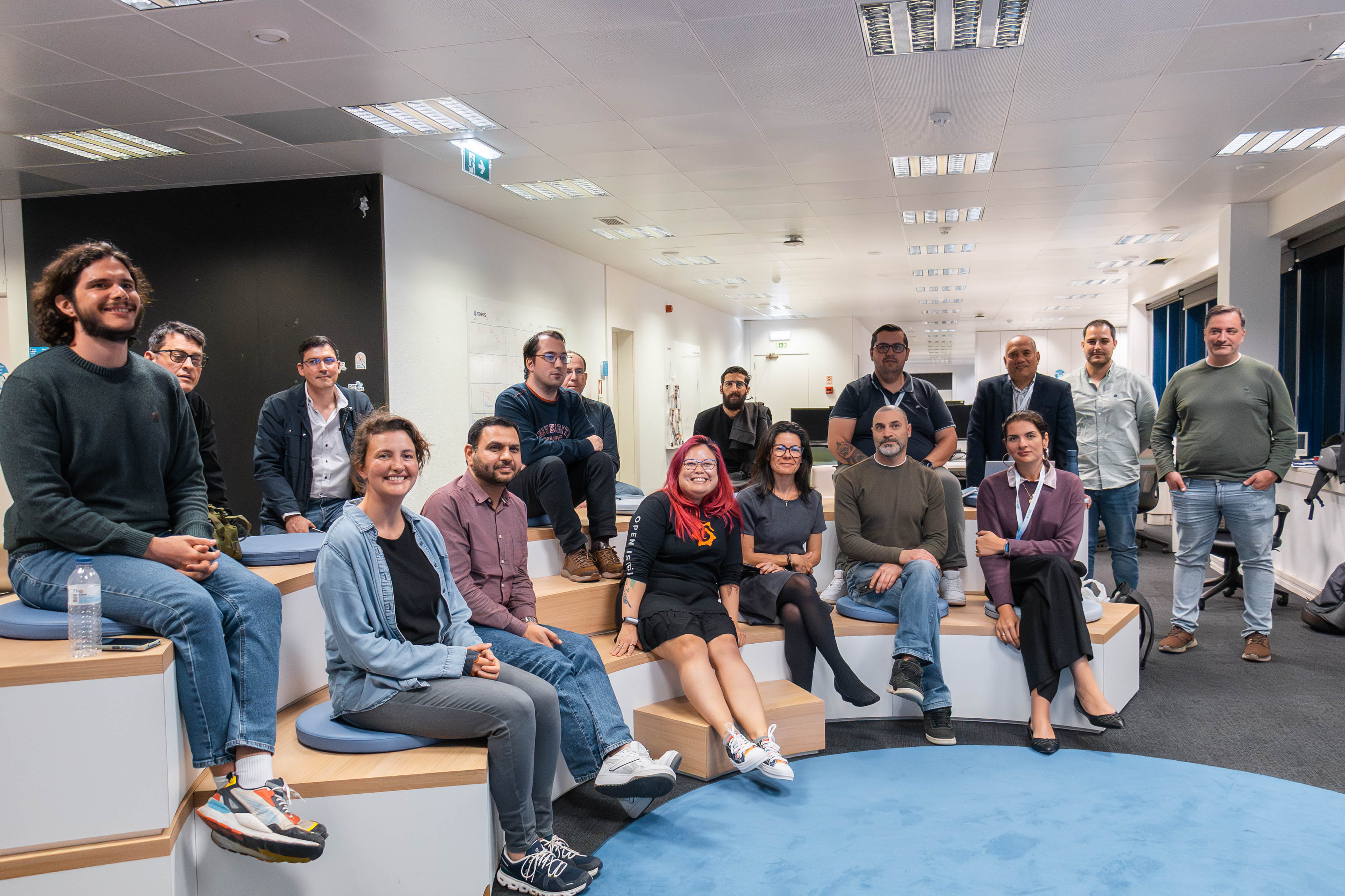 Group photo with the meetup attendees
